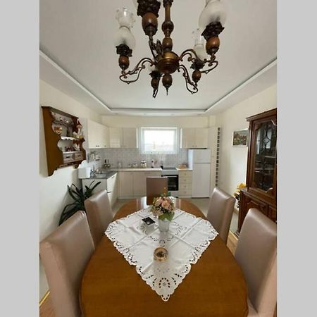 Appartement Stan Na Dan Oplenac à Topola Extérieur photo